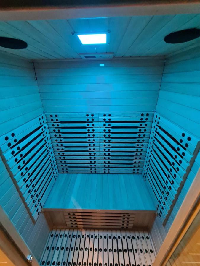 Deluxe Apartments "In The Center" Rijeka Bagian luar foto